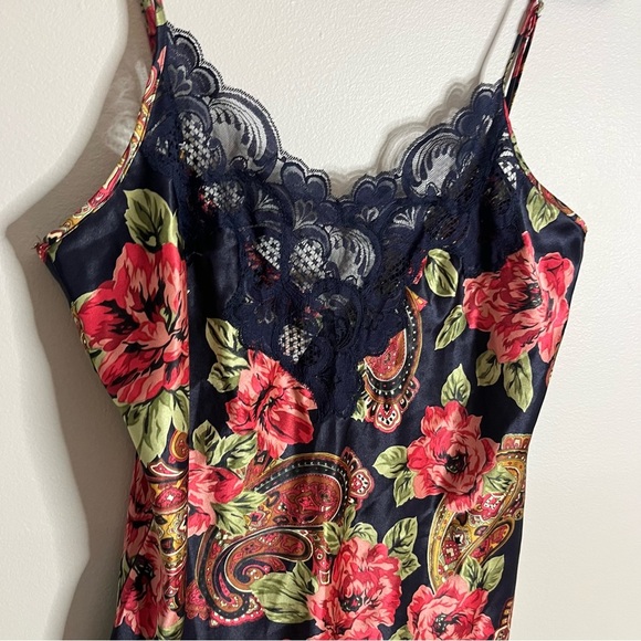 Victoria's Secret Vintage Gold Label Size Large Lace Satin Slip Night Dress SIB - Picture 2 of 7